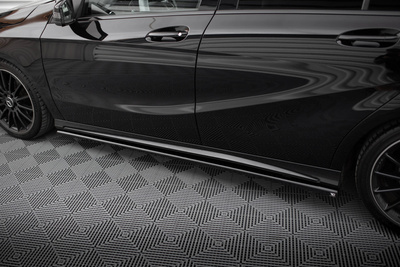 Rajouts Des Bas De Caisse Mercedes-Benz A AMG-Line W176 Facelif