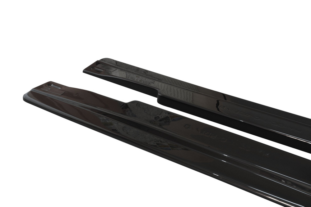 SET DES DIFFUSEUR DES BAS DE CAISSE HYUNDAI GENESIS COUPÉ MK.1