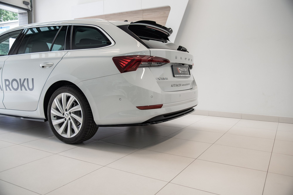 Arriere Splitter Skoda Octavia Mk4