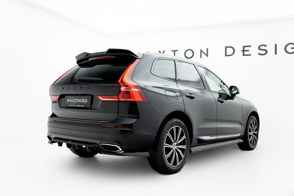 Arriere Splitter (avec une barre verticale) Volvo XC60 Mk2