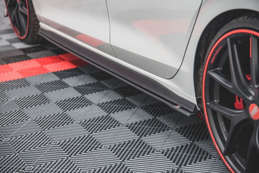Street Pro Rajouts Des Bas De Caisse Volkswagen Golf GTI / GTE / GTI Clubsport / R-Line Mk8