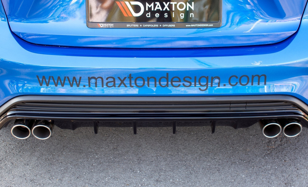 Rajout du pare-chocs arriere Ford Focus Hatchabck ST-Line