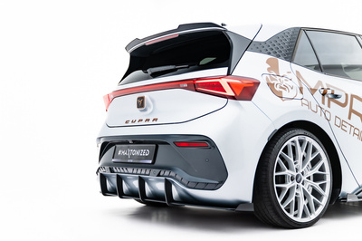 Street Pro Central Diffuseur Arriere + Flaps Cupra Born Mk1