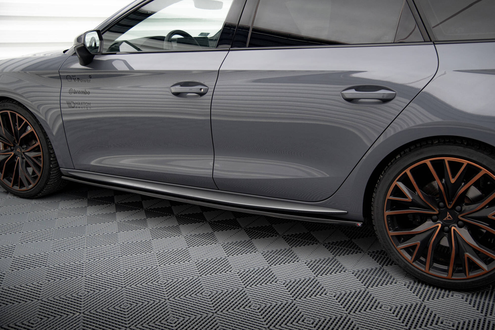 Rajouts Des Bas De Caisse Cupra Leon Aero Mk1