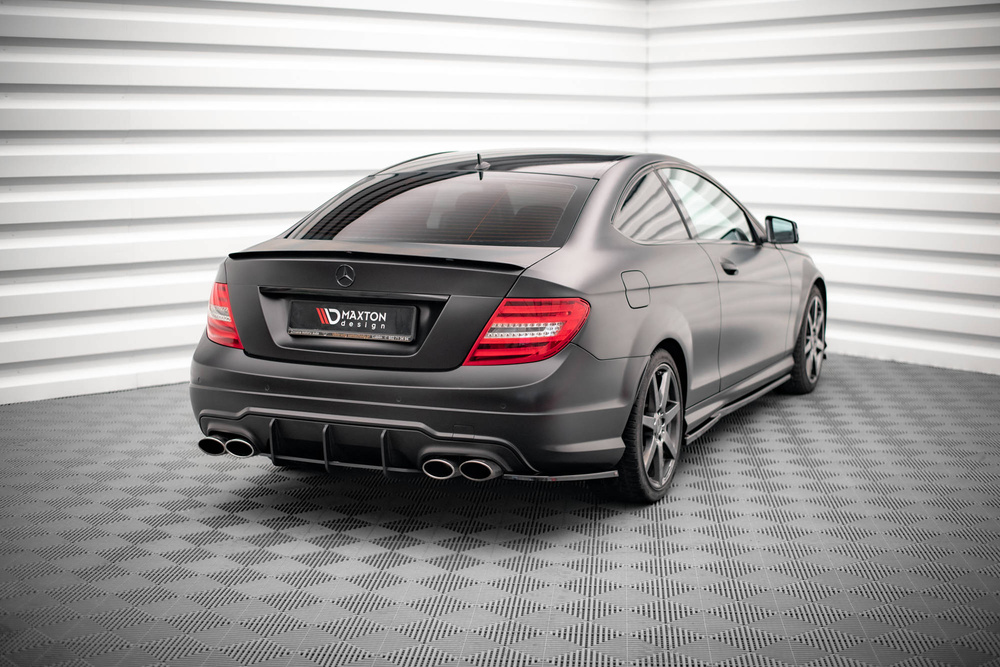 Lames De Pare-Chocs Arrière Latérales Mercedes-Benz C Coupe / Sedan / Estate  AMG-Line C204 / W204 Facelift / S204 Facelift