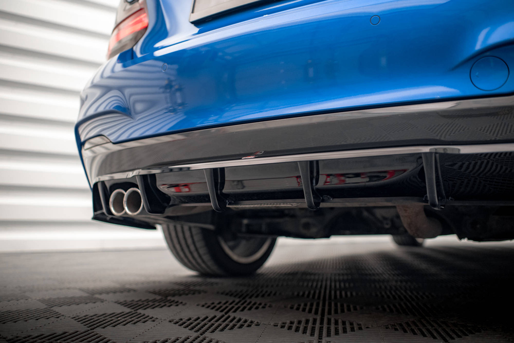 Arriere Splitter (avec une barre verticale) BMW 2 M-Pack F22