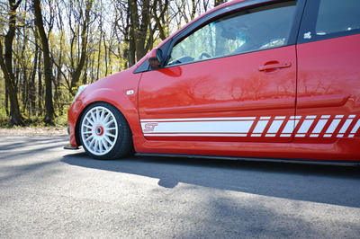 Rajouts Des Bas De Caisse Pour Ford Fiesta ST Mk6
