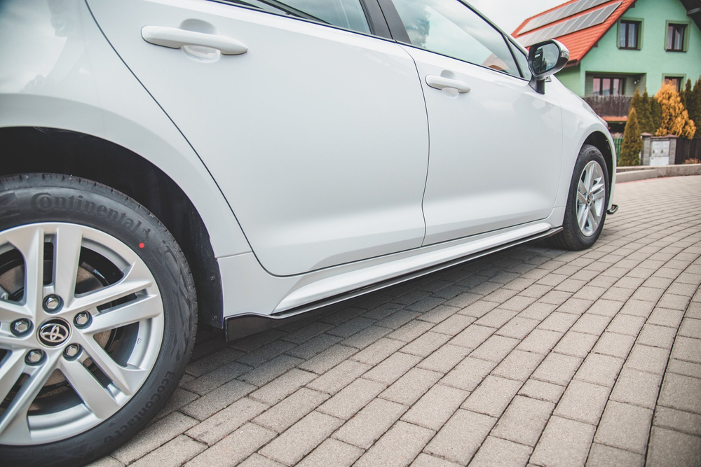 Rajouts Des Bas De Caisse Toyota Corolla XII Touring Sports