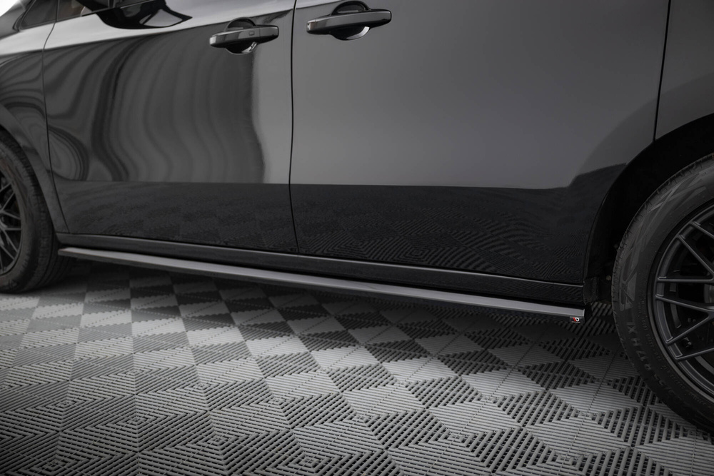 Rajouts Des Bas De Caisse Mercedes-Benz T W420