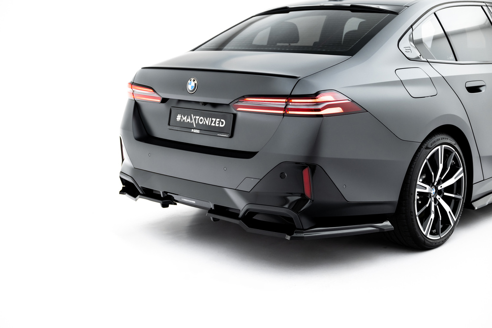Arriere Splitter (avec une barre verticale) V.1 BMW 5 / i5 M-Pack Sedan / Touring G60 / G61