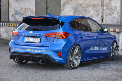 Rajout Du Pare-Arriere Ford Focus Hatchabck ST-Line