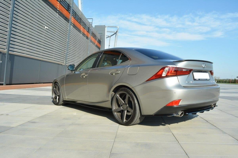 Arriere Splitter Lexus IS Mk3 T (avec une barre verticale)