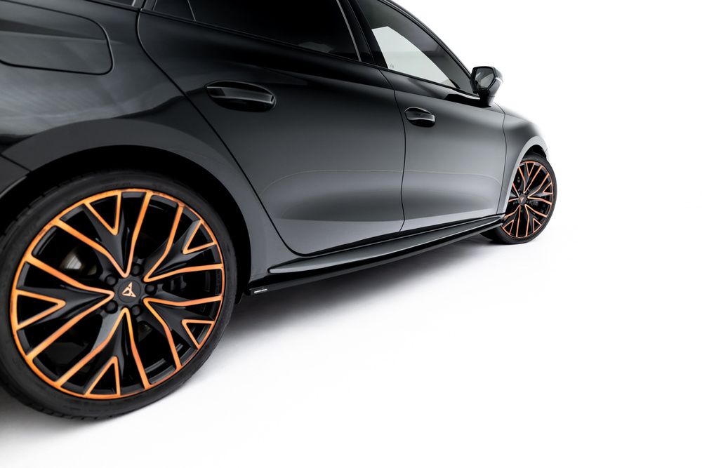 Rajouts Des Bas De Caisse V.1 Cupra Leon ST / Hatchback  Aero Mk1 Facelift