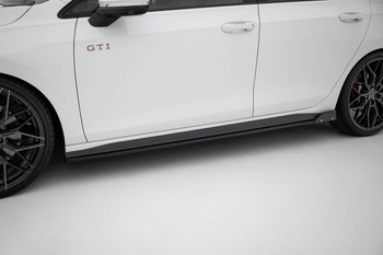 Rajouts Des Bas De Caisse V.2 + Ailerons Volkswagen Golf GTI / GTE / GTI Clubsport / GTD / R-Line Mk8