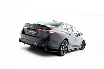 Arriere Splitter (avec une barre verticale) V.2 BMW 5 / i5 M-Pack Sedan / Touring G60 / G61