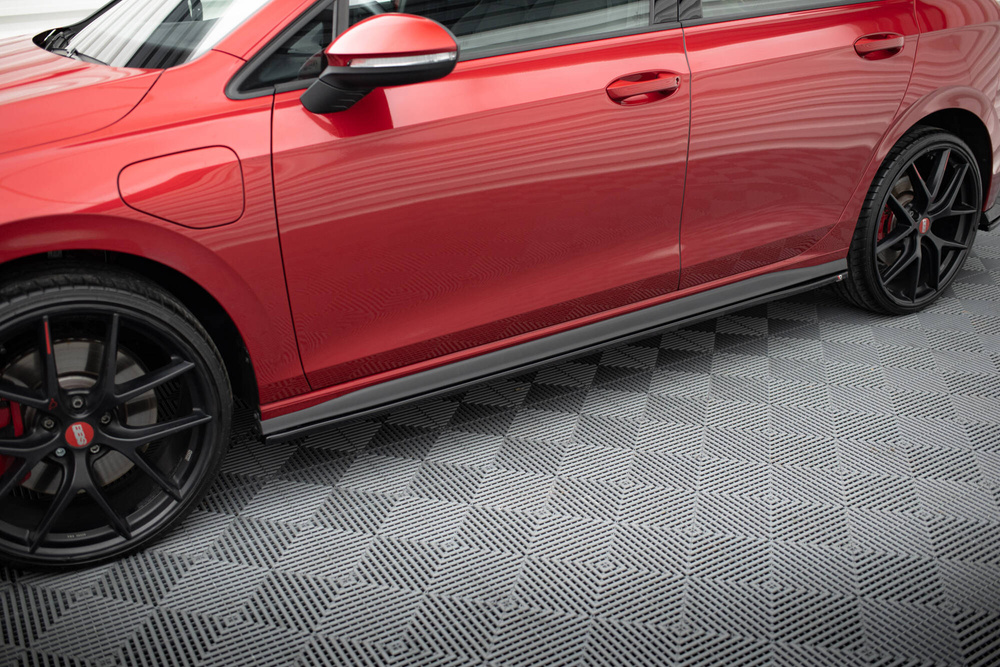 Rajouts Des Bas De Caisse V.1 Volkswagen Golf GTI / GTE / GTI Clubsport / GTD / R-Line Mk8