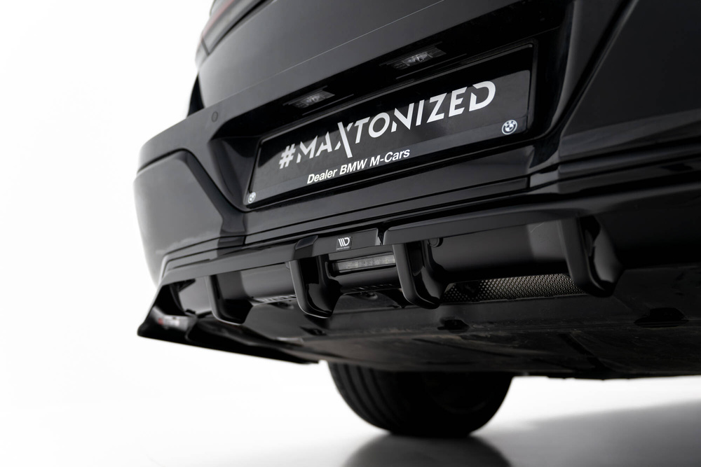 Arriere Splitter (avec une barre verticale) V.1 BMW 7 M-Pack G70