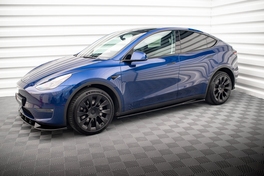 Rajouts Des Bas De Caisse V.1 Tesla Model Y