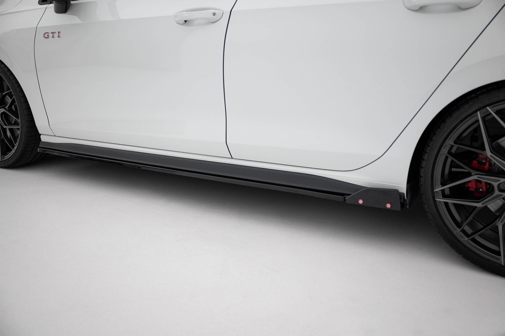 Rajouts Des Bas De Caisse V.2 + Ailerons Volkswagen Golf GTI / GTE / GTI Clubsport / GTD / R-Line Mk8