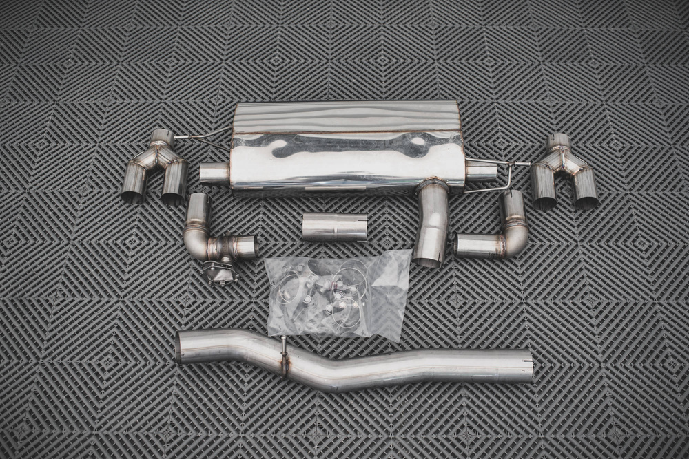 Rajout Du Pare-Chocs Arriere V.3 + échappement Milltek Sport BMW 1 M135i / 128ti F40