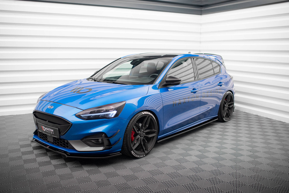 Rajouts Des Bas De Caisse Pour Ford Focus ST / ST-Line Mk4