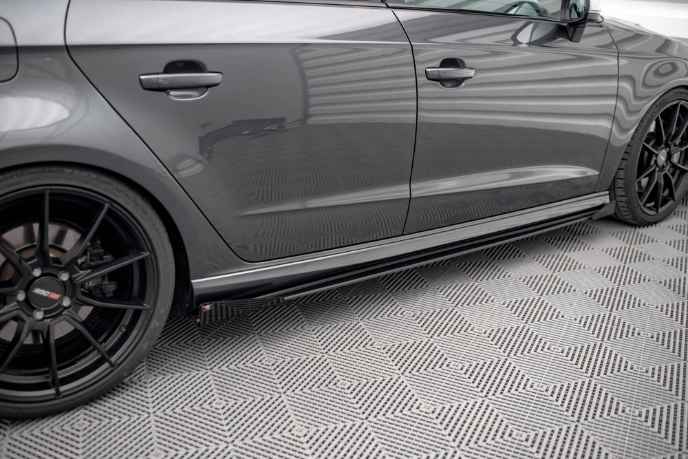 Street Pro Rajouts Des Bas De Caisse + Flaps Audi S3 / A3 S-Line Sportback 8V Facelift