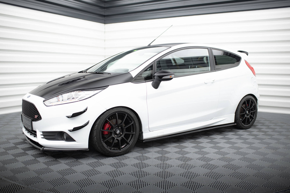 Rajouts Des Bas De Caisse Pour Ford Fiesta ST / ST-Line Mk7 / Mk7 Facelift
