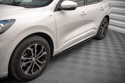 Rajouts Des Bas De Caisse Ford Kuga ST-Line Mk3