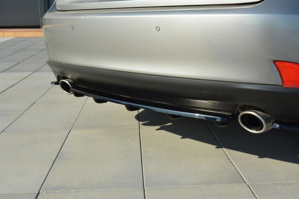 Arriere Splitter Lexus IS Mk3 T (avec une barre verticale)