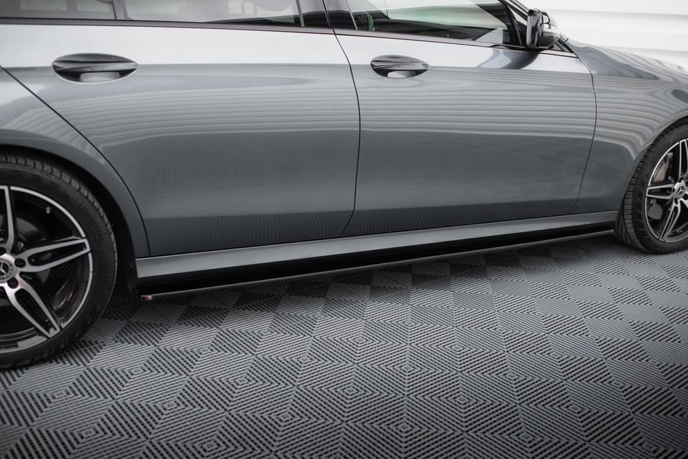 Set des diffeuseur des bas de caisse Mercedes-Benz E43 AMG / AMG-Line Sedan / Estate  W213 / S213