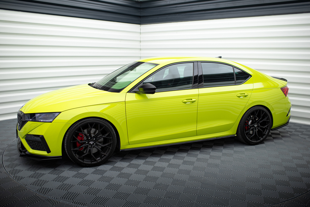 Rajouts Des Bas De Caisse V.1 Skoda Octavia RS Liftback / Combi Mk4