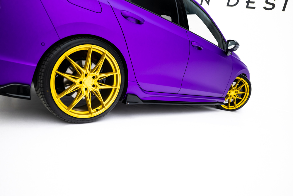 Rajouts Des Bas De Caisse V.4 Volkswagen Golf R  Mk8 / Mk8 Facelift