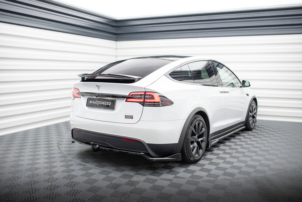 Arriere Splitter (avec une barre verticale) Tesla Model X Mk1 Facelift