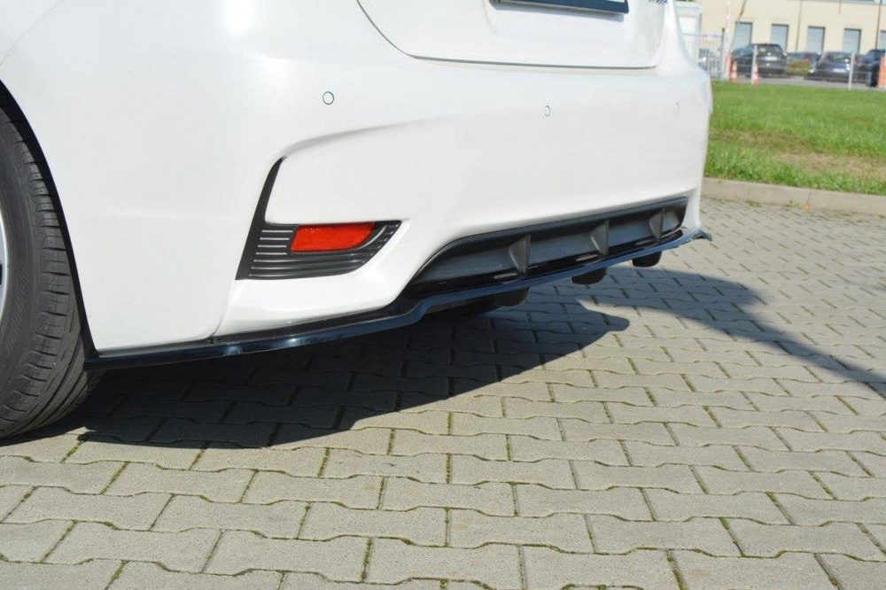 Arriere Splitter Lexus CT Mk1 Facelift (avec une barre verticale)