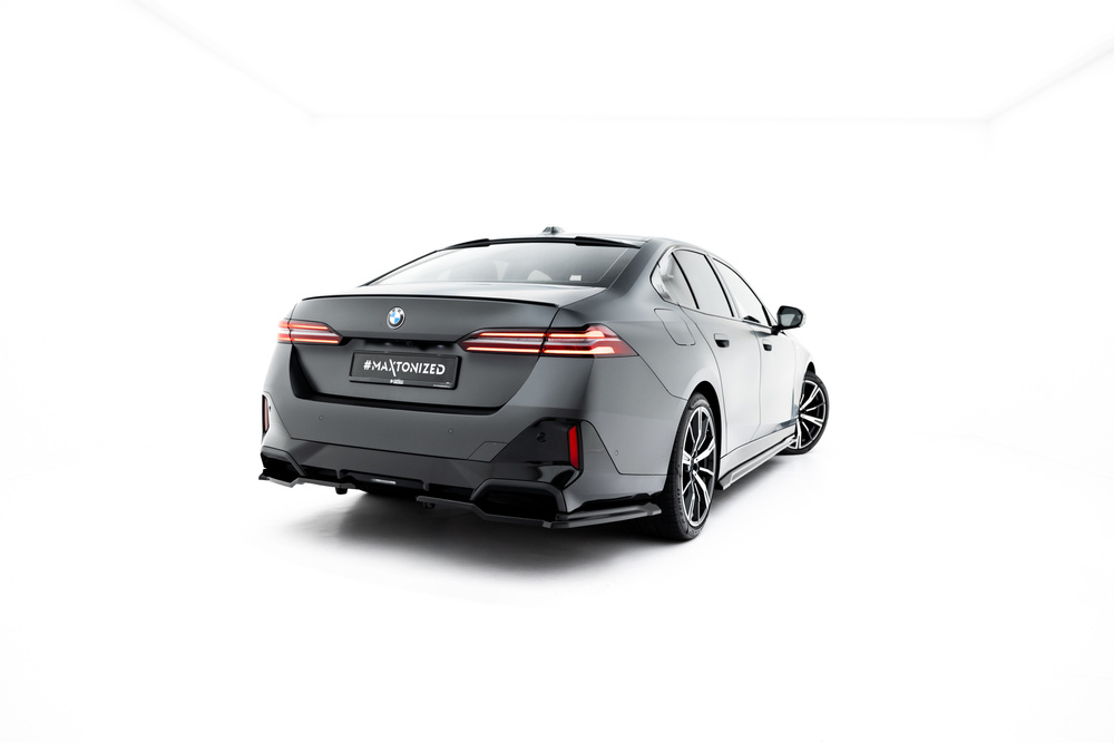 Arriere Splitter (avec une barre verticale) V.1 BMW 5 / i5 M-Pack Sedan / Touring G60 / G61