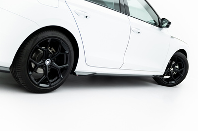 Rajouts Des Bas De Caisse Skoda Octavia Sportline Liftback / Combi Mk4 Facelift