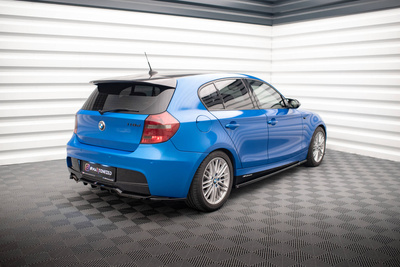 Arriere Splitter (avec une barre verticale) BMW 1 M-Pack E87 Facelift