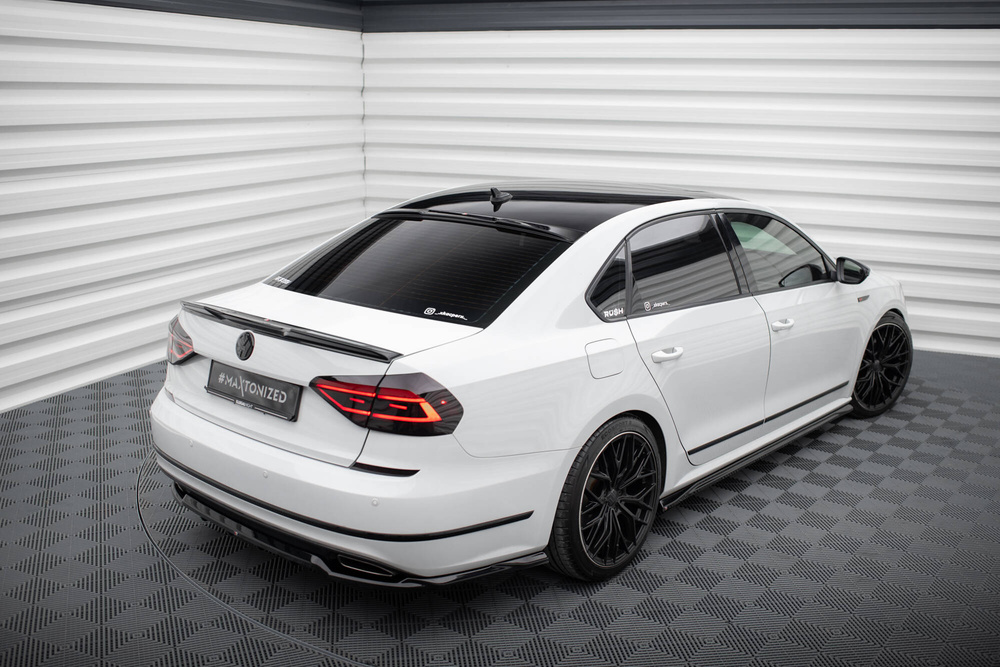 Le prolongement de la lunette arrière Volkswagen Passat GT B8 Facelift USA