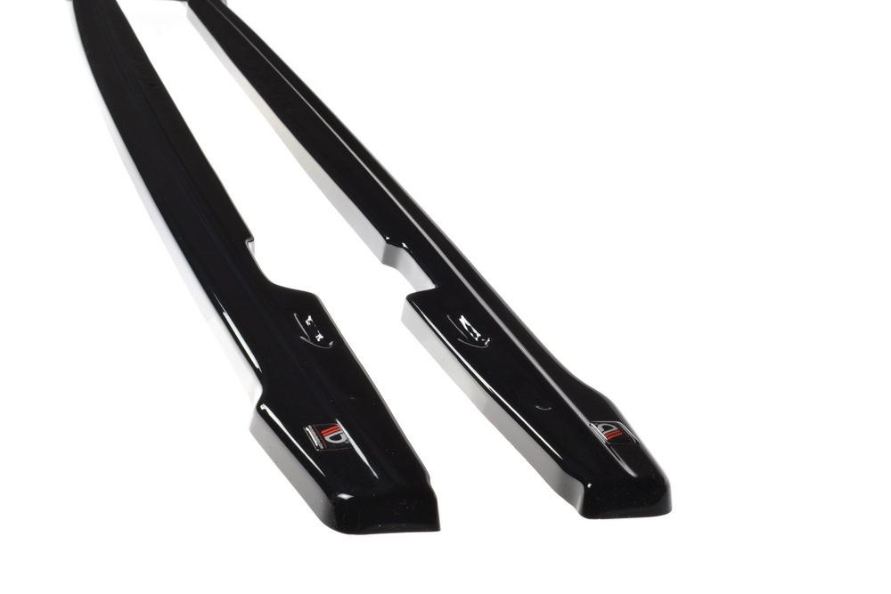 SET DES DIFFUSEUR DES BAS DE CAISSE BMW 1 E81/ E87 FACELIFT