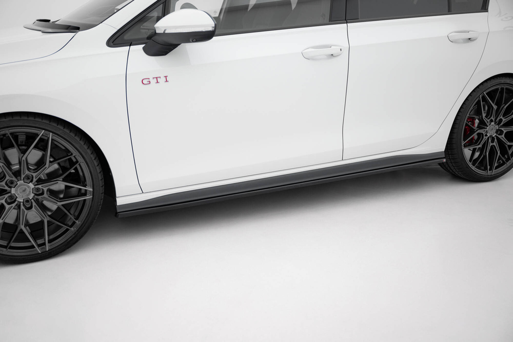Rajouts Des Bas De Caisse V.1 Volkswagen Golf GTI / GTE / GTI Clubsport / GTD / R-Line Mk8