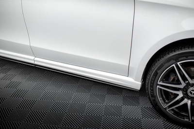 Rajouts Des Bas De Caisse V.1 Mercedes-Benz V-Class Extra Long AMG-Line W447 