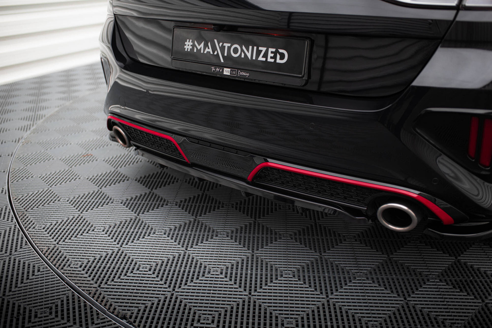 Arriere Splitter (avec une barre verticale) Kia Ceed GT Mk3 Facelift