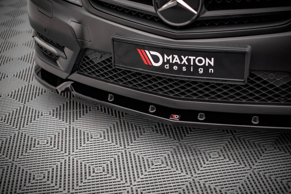 Lame Du Pare-Chocs Avant V.1 Mercedes-Benz C Coupe / Sedan / Estate  AMG-Line C204 / W204 Facelift / S204 Facelift