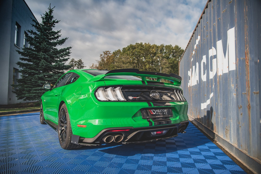 Lames De Pare-Chocs Arrière Latérales V.1 + Ailerons Ford Mustang GT Mk6 Facelift