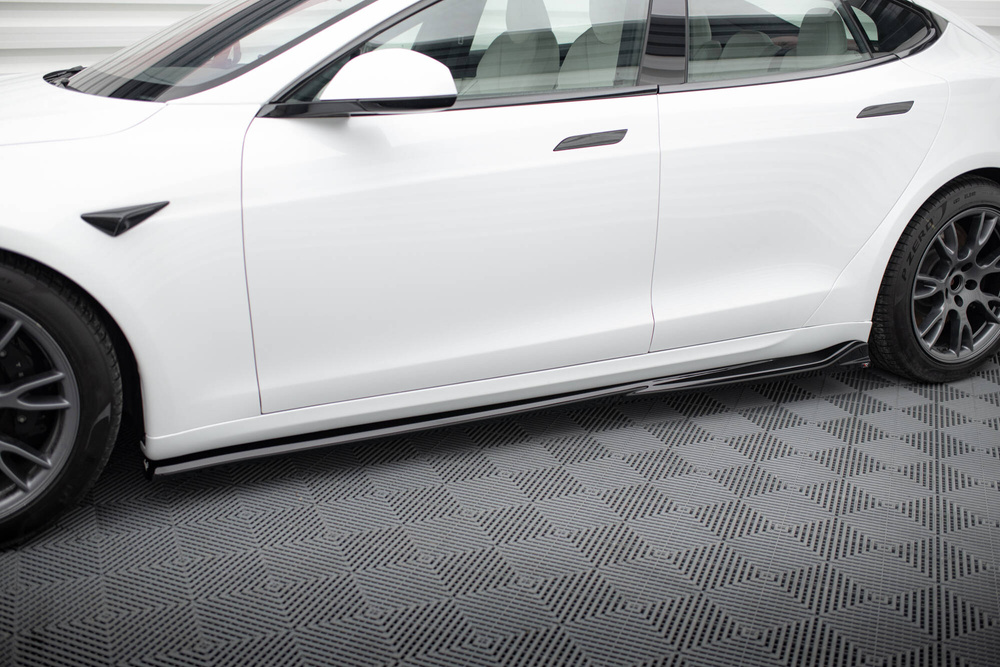 Rajouts Des Bas De Caisse V.1 Tesla Model S Plaid Mk1 Facelift