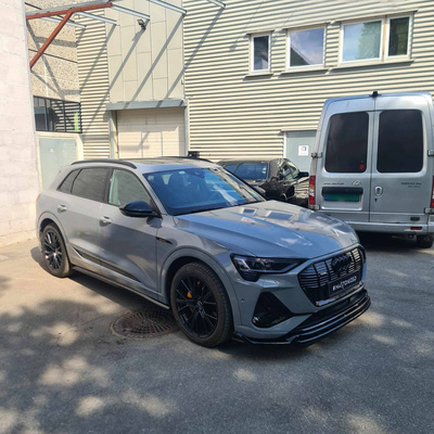 Rajouts Des Bas De Caisse Audi e-Tron S-Line