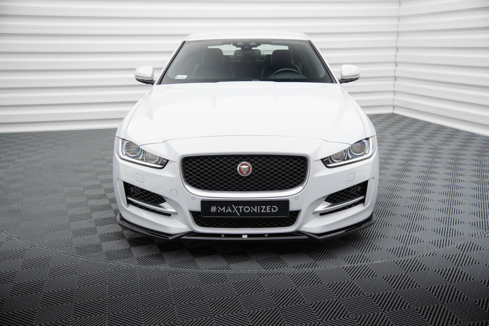 Lame Du Pare-Chocs Avant V.2 Jaguar XE R-Sport X760