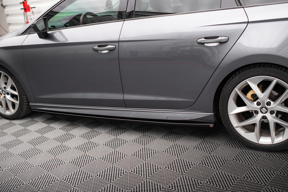 Rajouts Des Bas De Caisse V.5 Seat Leon Cupra / FR / Standard Mk3 / Mk3 Facelift