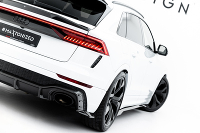 Set of Prepreg Carbon Splitters Audi RSQ8 Mk1